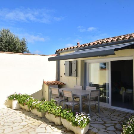 Large Studio Close To The Beach Saint-Martin-de-Ré Exteriör bild